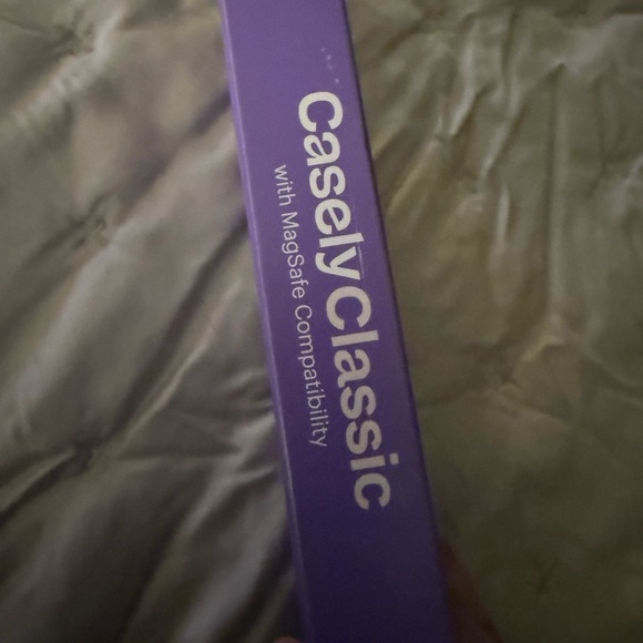 NEW Casely Sage Garden Green Floral iPhone 13 Pro Max Classic + MagSafe Case - Picture 7 of 8